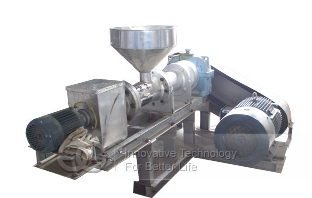 Fish feed making machine