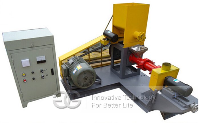 Fish food making machine