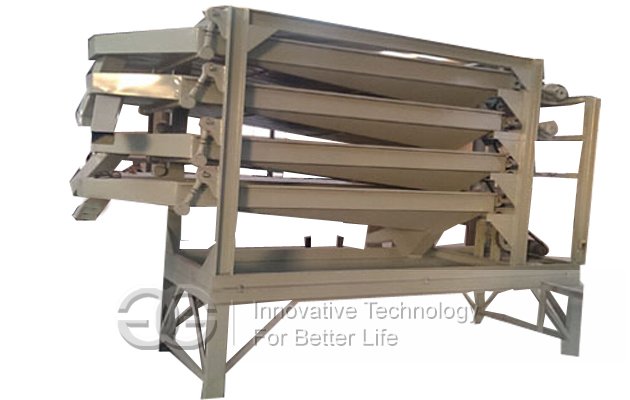 Peanut sieving/separating machine Machine